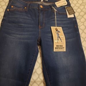 Celebrity pink jean, brand new,med rise size 11